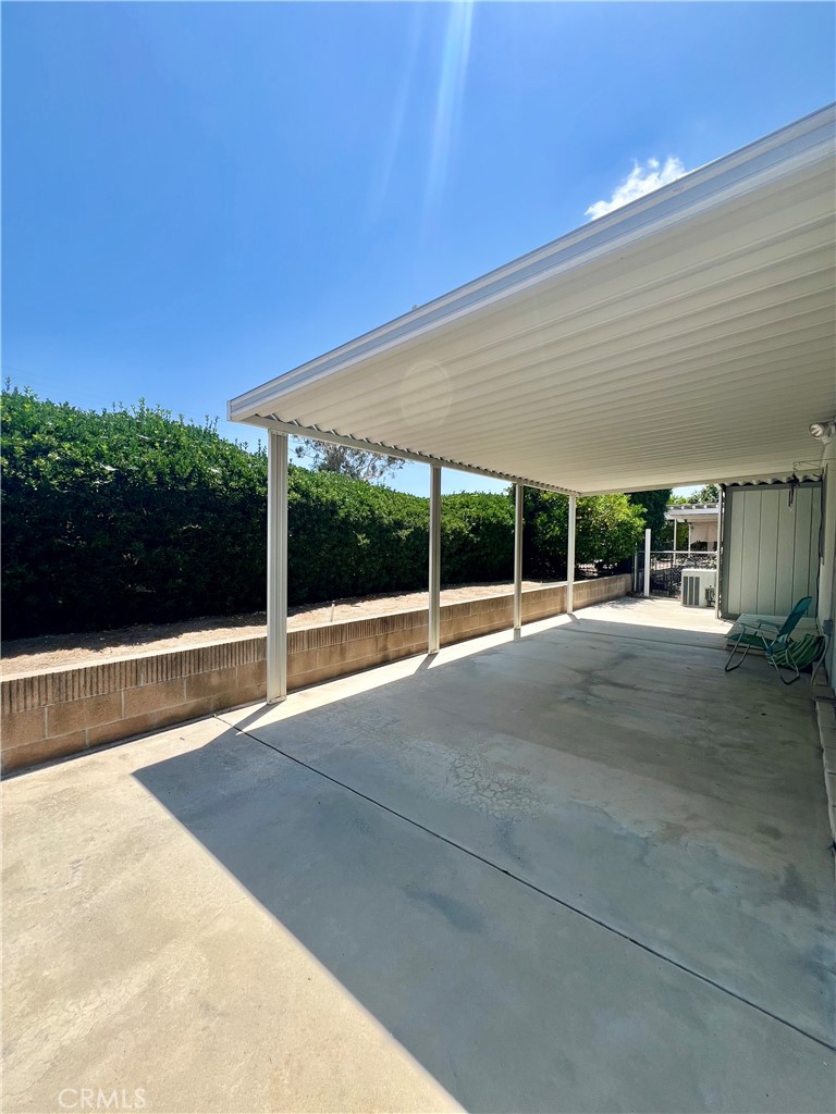 24600 Mountain Ave #8