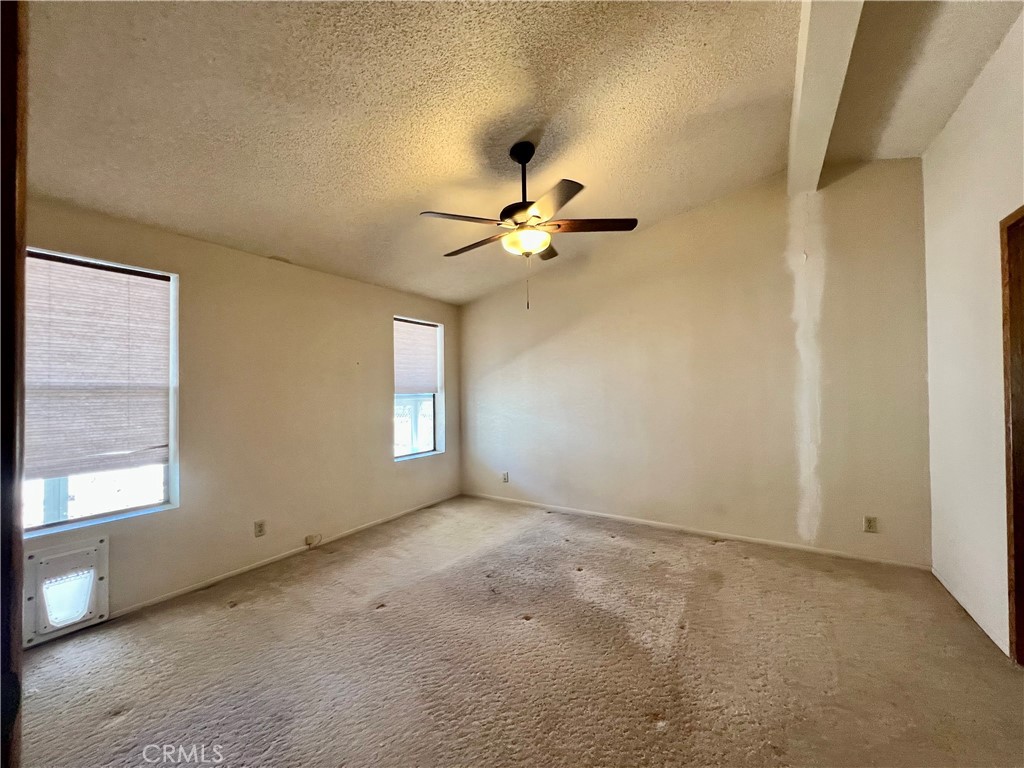 24600 Mountain Ave #8