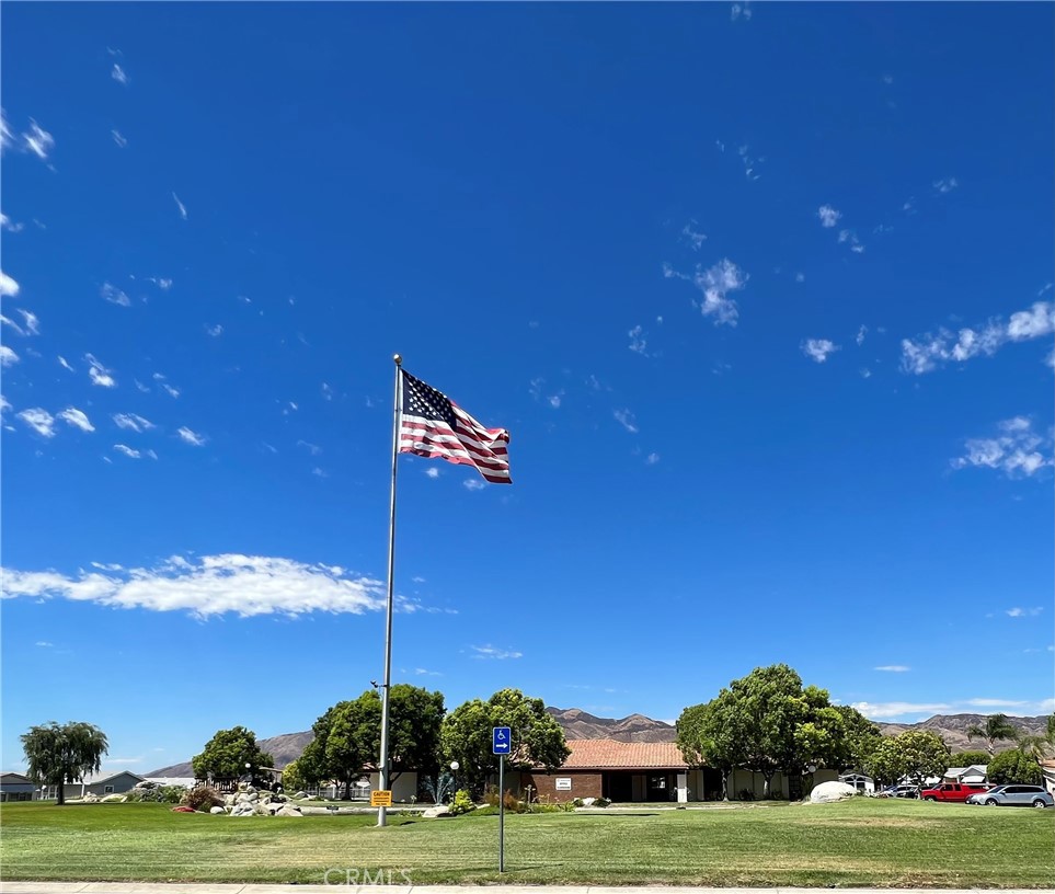 24600 Mountain Ave #8