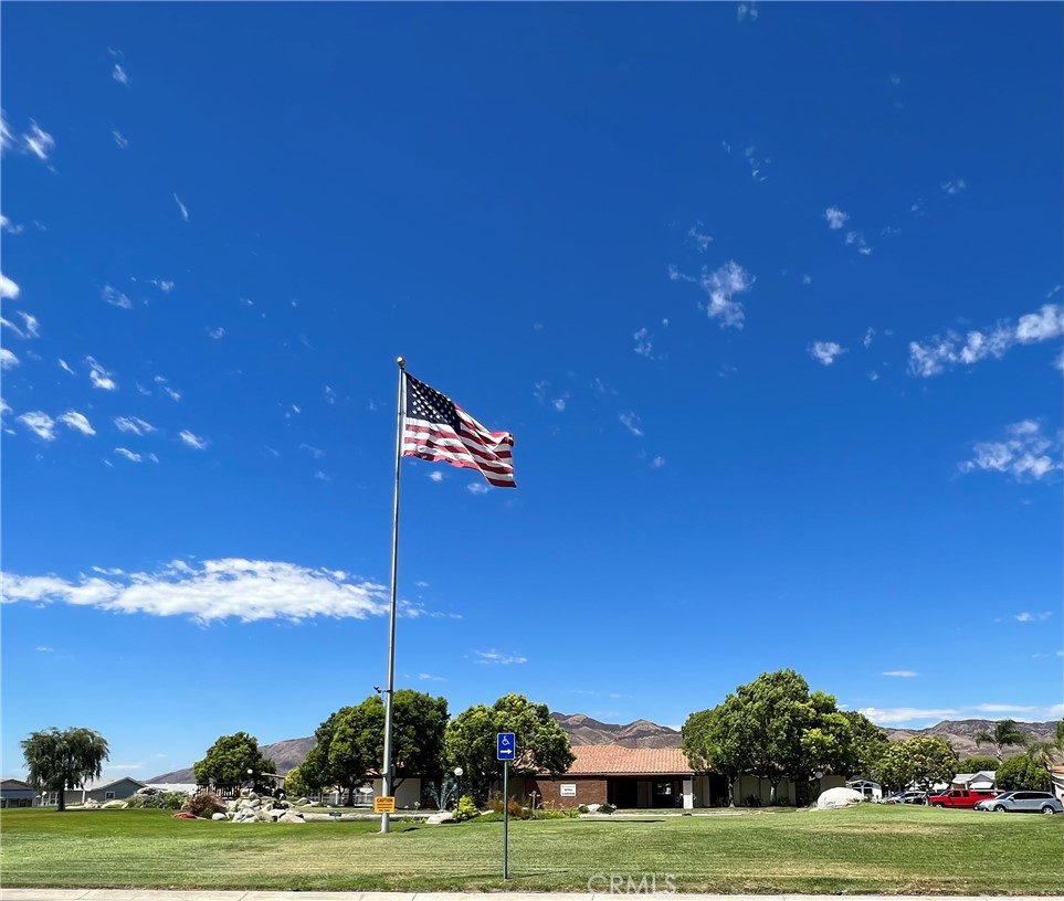 24600 Mountain Ave #8