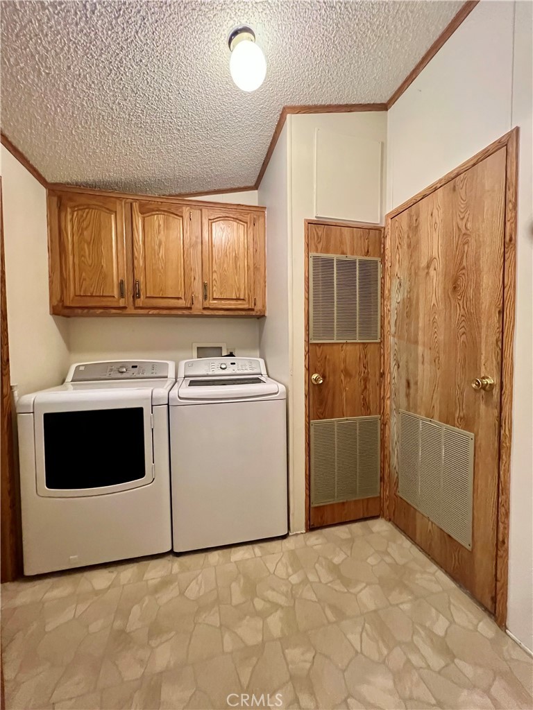 24600 Mountain Ave #8