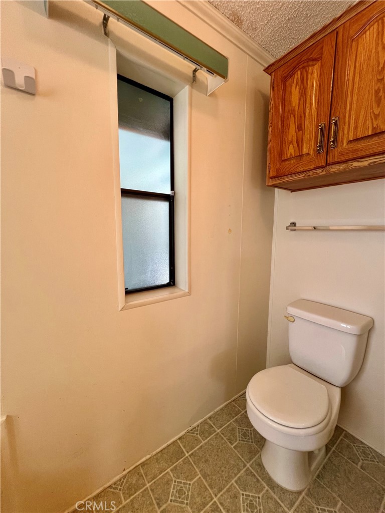 24600 Mountain Ave #8