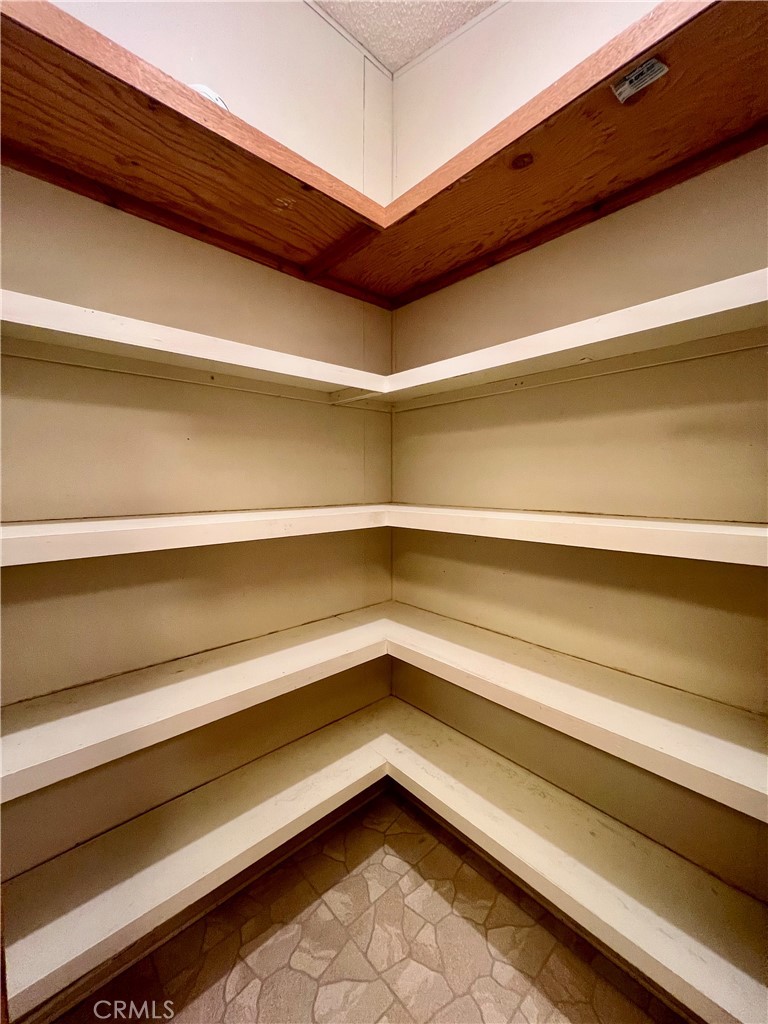 24600 Mountain Ave #8