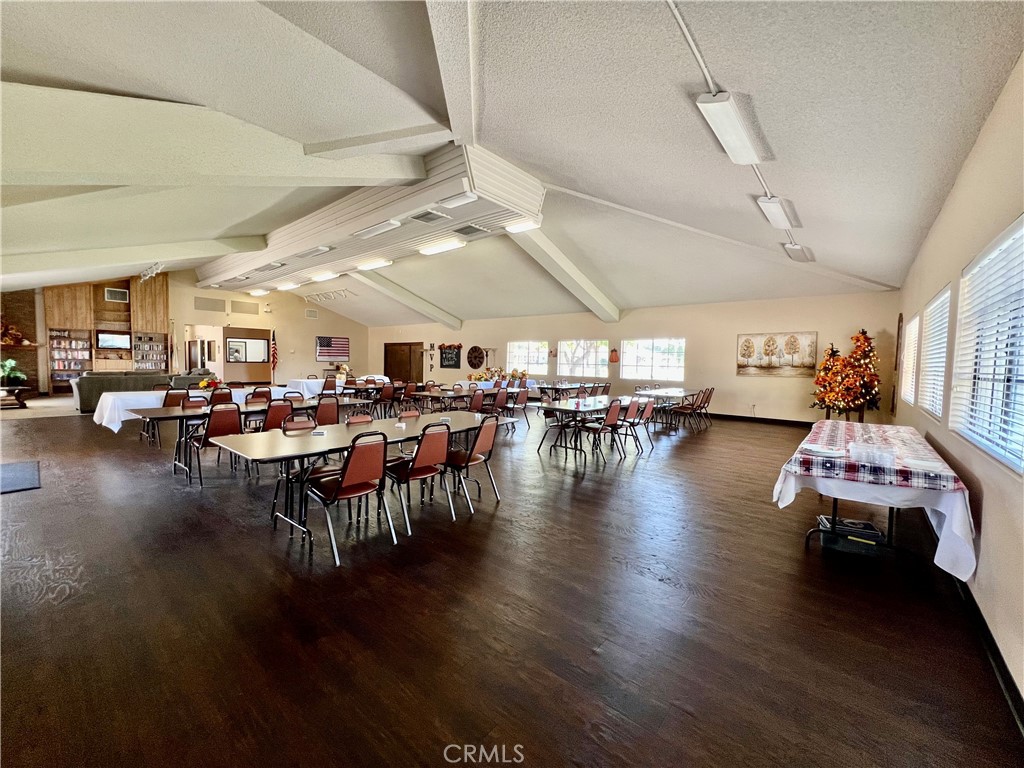 24600 Mountain Ave #8