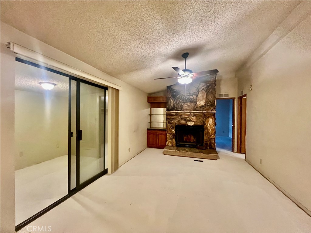 24600 Mountain Ave #8