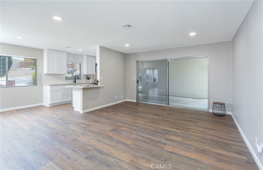 15195 Kingsway Drive