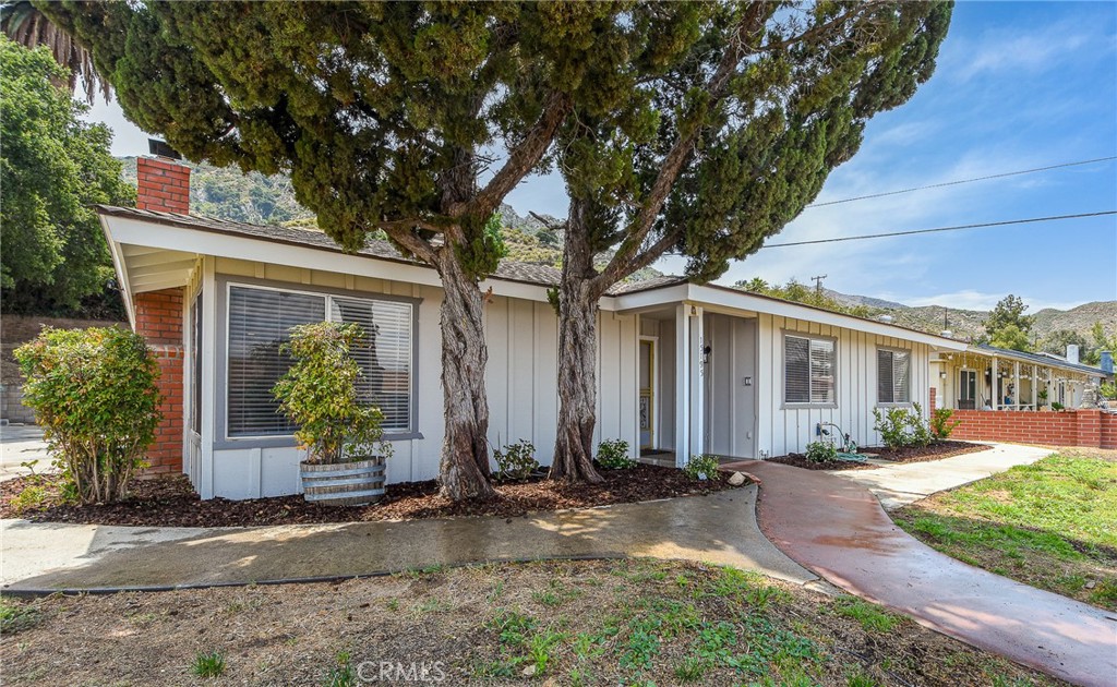 15195 Kingsway Drive