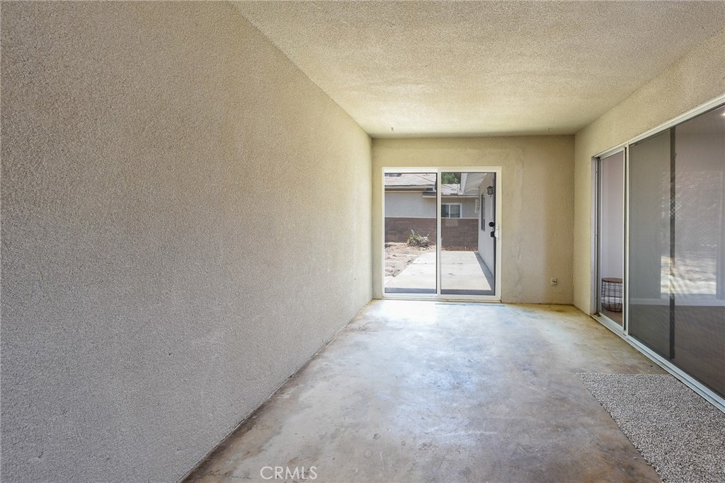 15195 Kingsway Drive