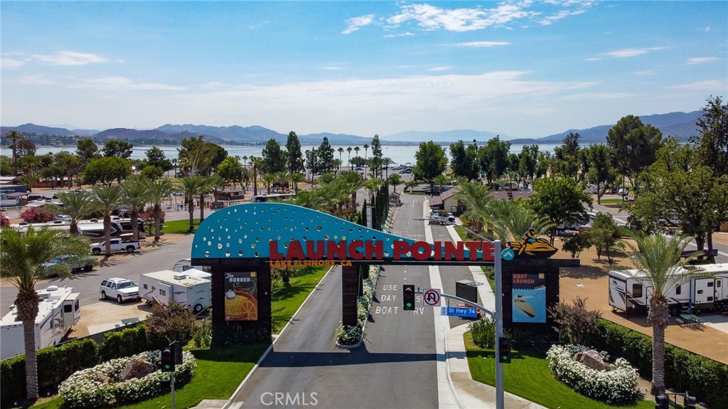 15195 Kingsway Drive