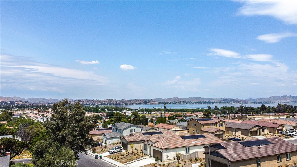 15195 Kingsway Drive