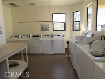 1295 S Cawston Avenue 422