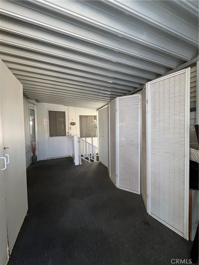 1295 S Cawston Avenue 422