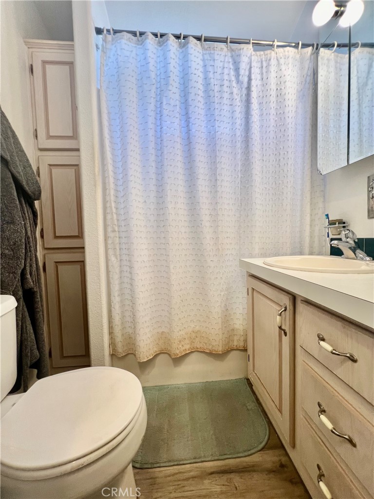 1295 S Cawston Avenue 422