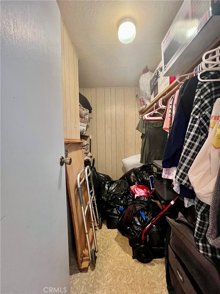 725 W Thornton Ave 69