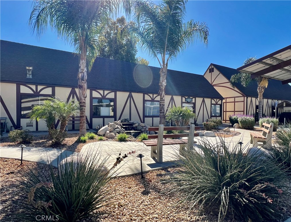 725 W Thornton Ave 69