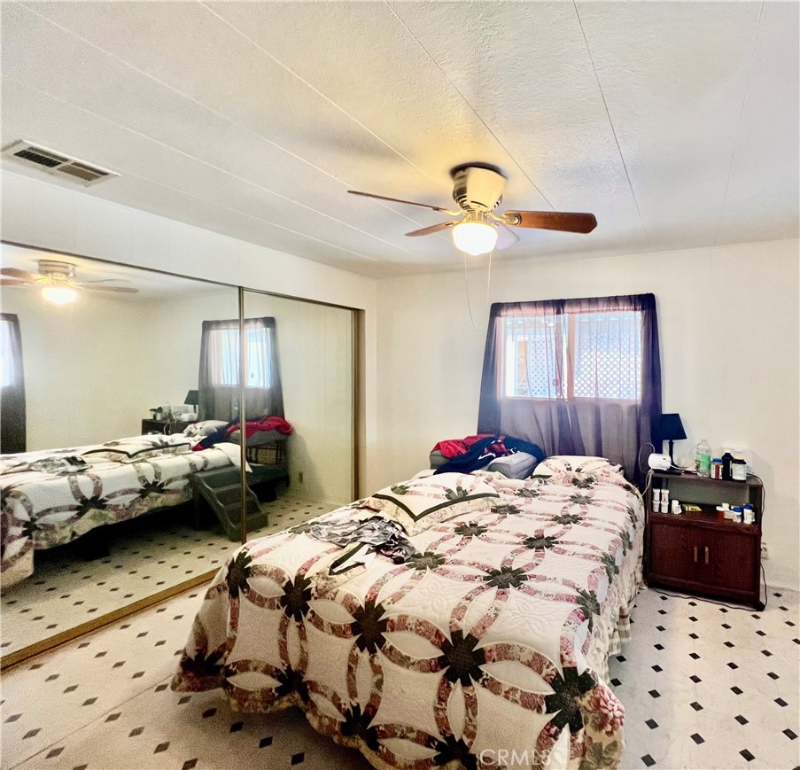 725 W Thornton Ave 69