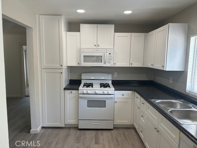 2466 W Wilson Street