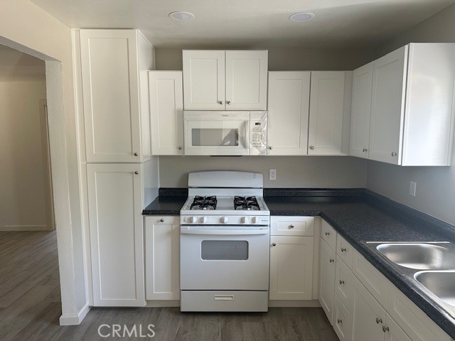 2466 W Wilson Street