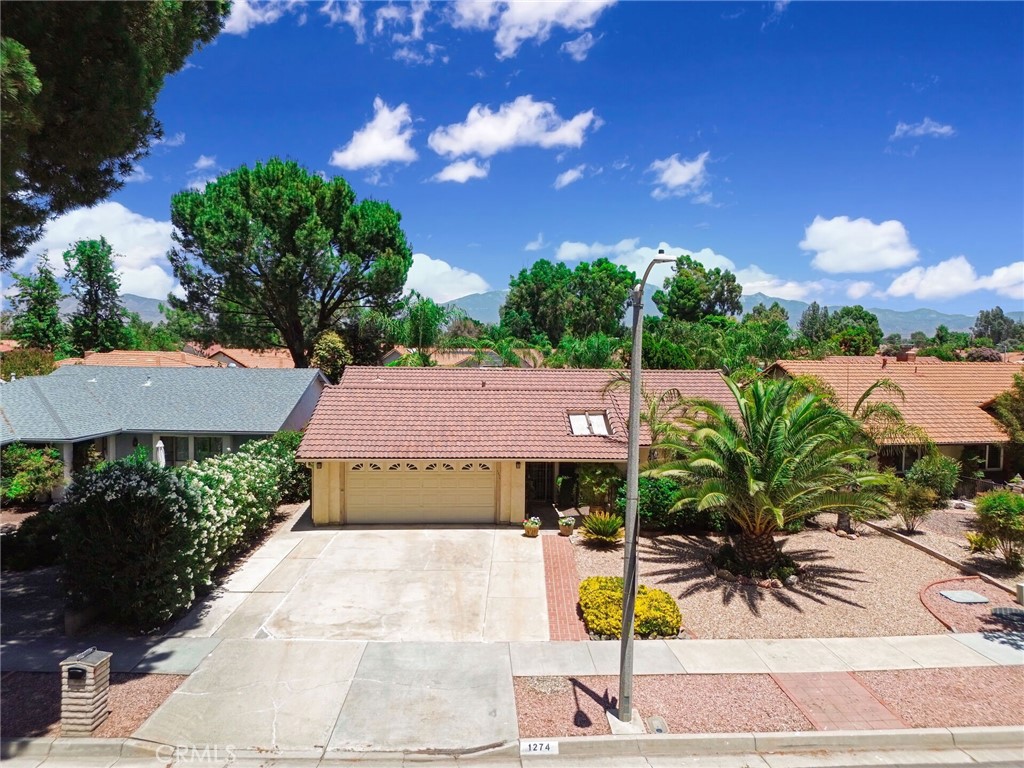 1274 Seven Hills Drive