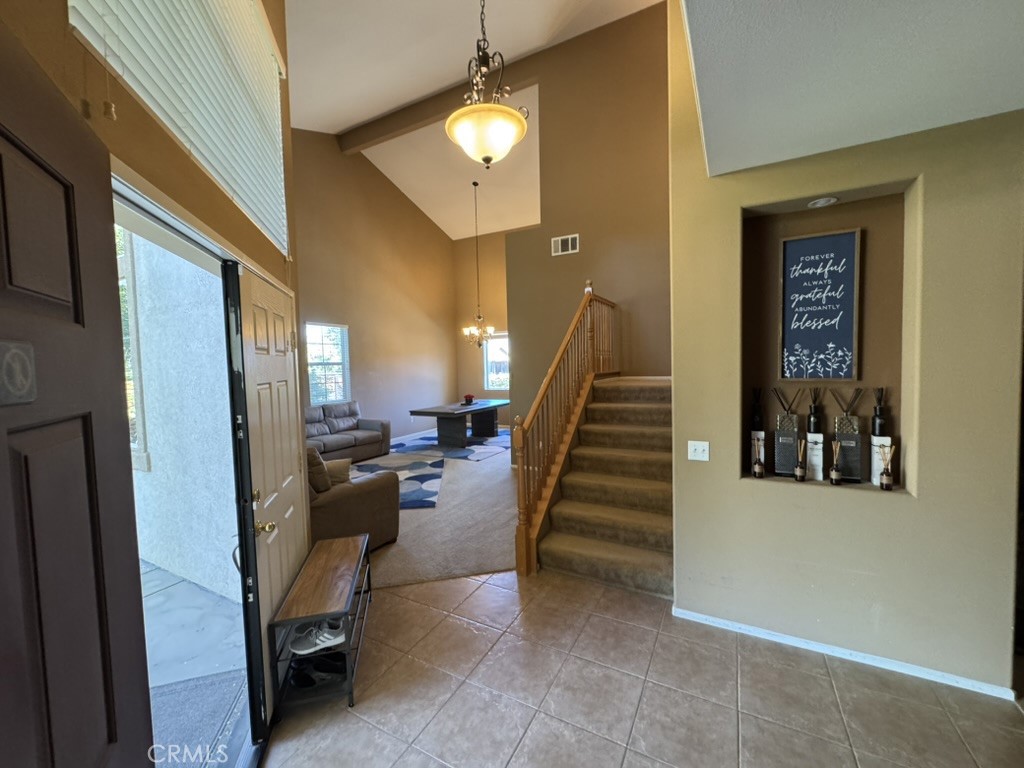 2411 Menlo Avenue