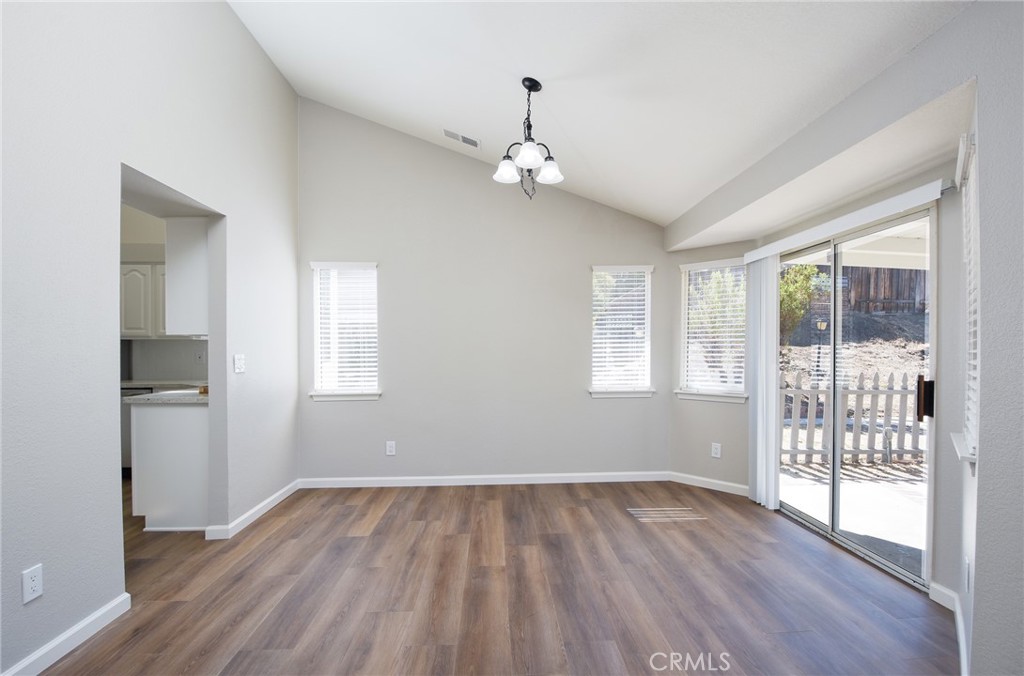 1358 E Beringer Drive