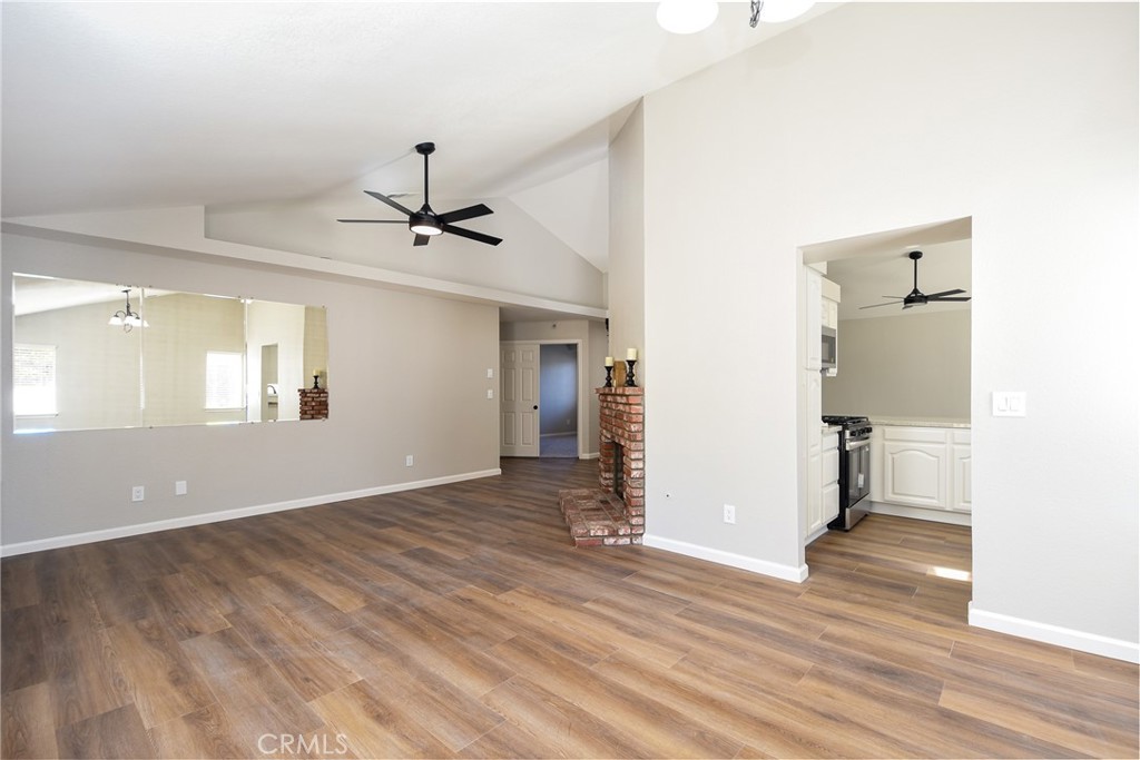 1358 E Beringer Drive