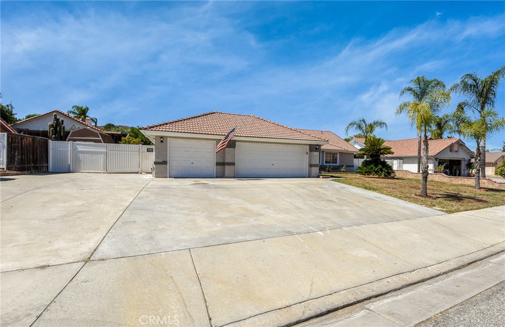 1358 E Beringer Drive