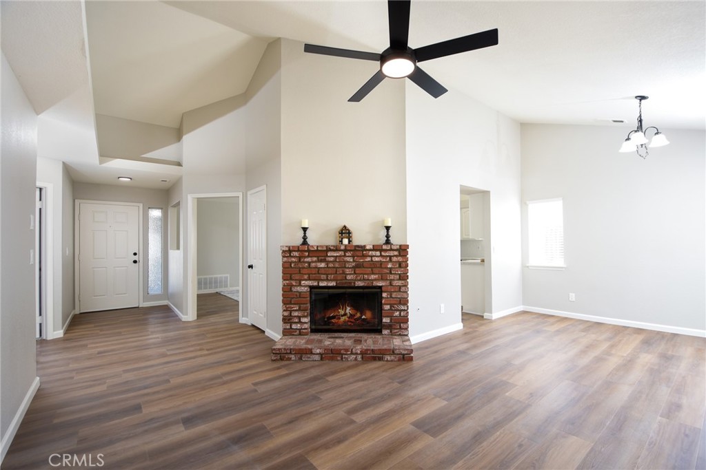 1358 E Beringer Drive