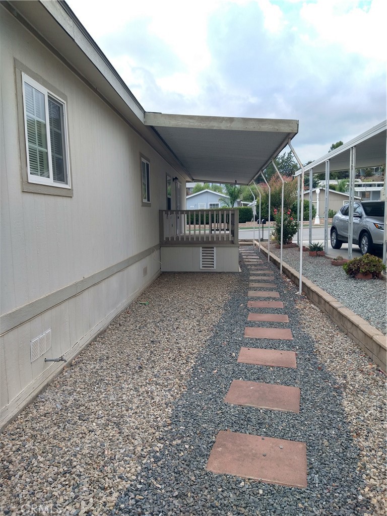 32600 State Hwy 74 5