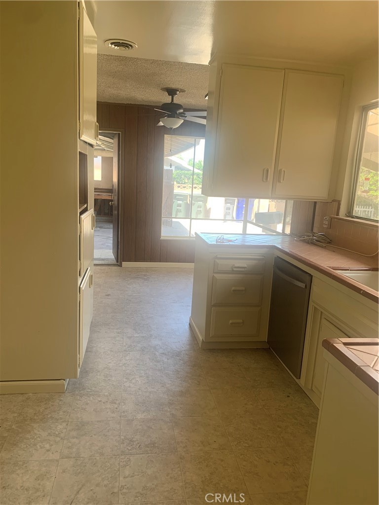 8438 Venus Drive