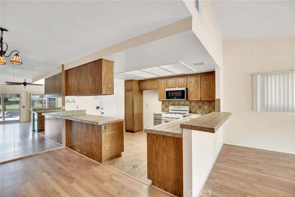 1428 Pepper Tree Drive