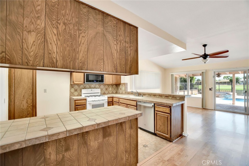 1428 Pepper Tree Drive