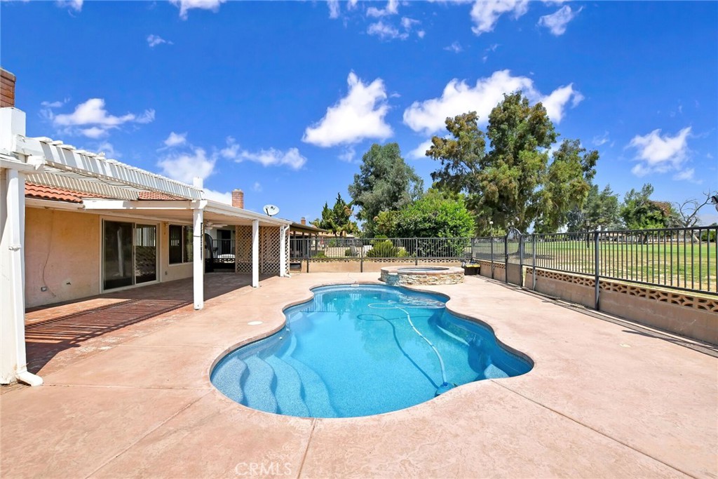 1428 Pepper Tree Drive