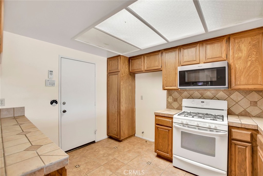 1428 Pepper Tree Drive