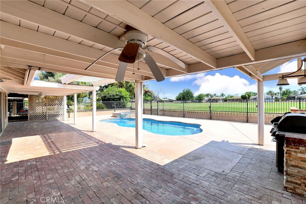 1428 Pepper Tree Drive