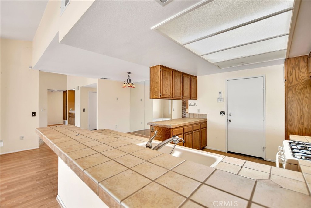 1428 Pepper Tree Drive