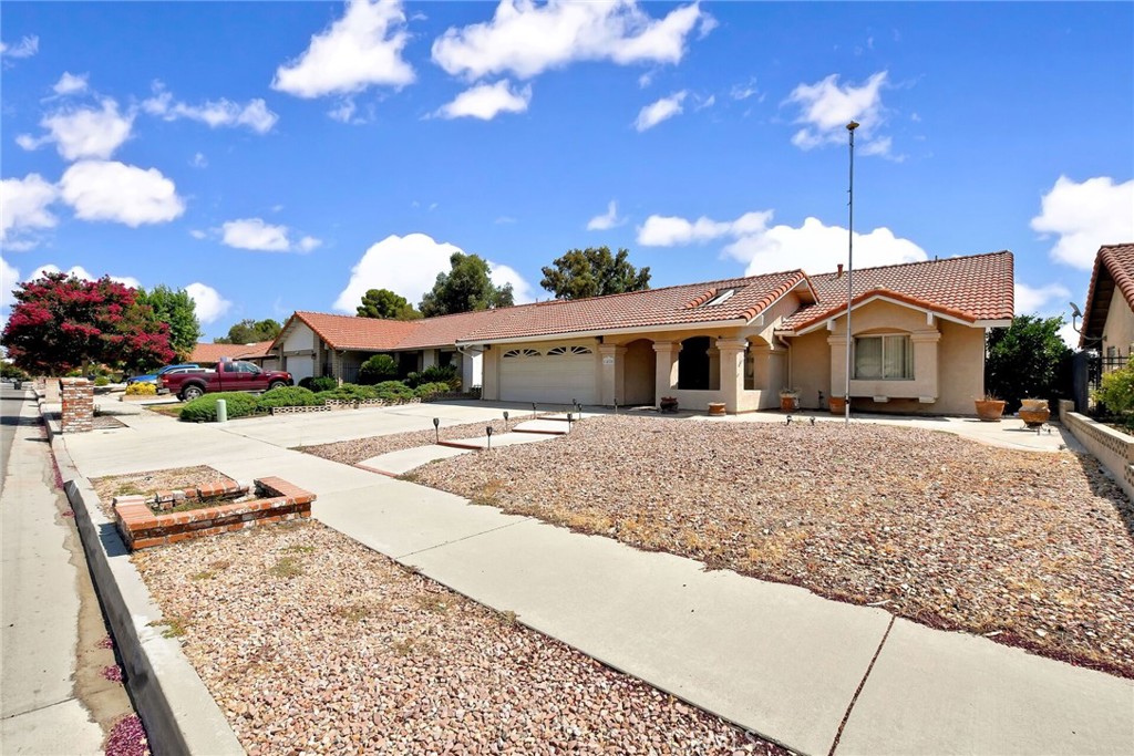 1428 Pepper Tree Drive