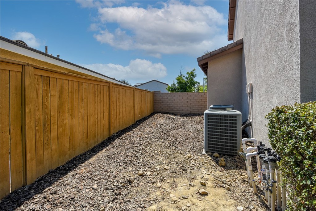 23810 Cheyenne Canyon Drive