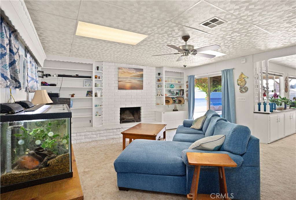 41825 Thornton Avenue