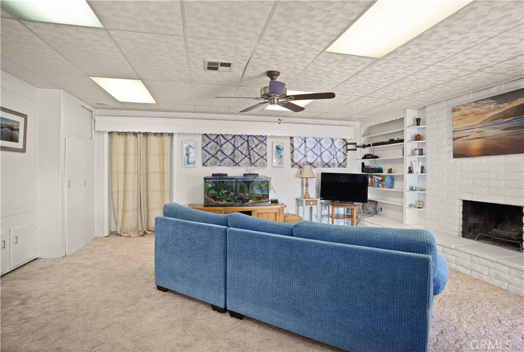 41825 Thornton Avenue