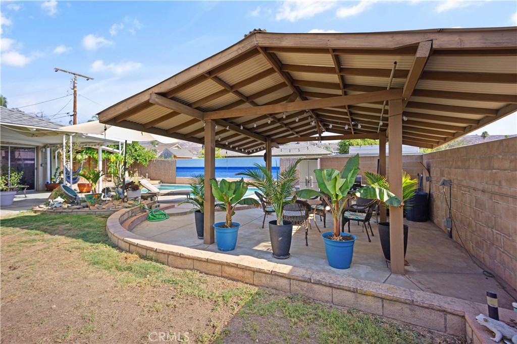 41825 Thornton Avenue