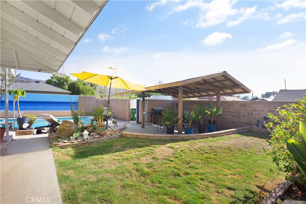 41825 Thornton Avenue