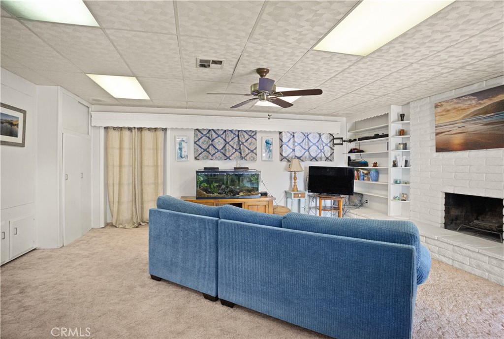 41825 Thornton Avenue