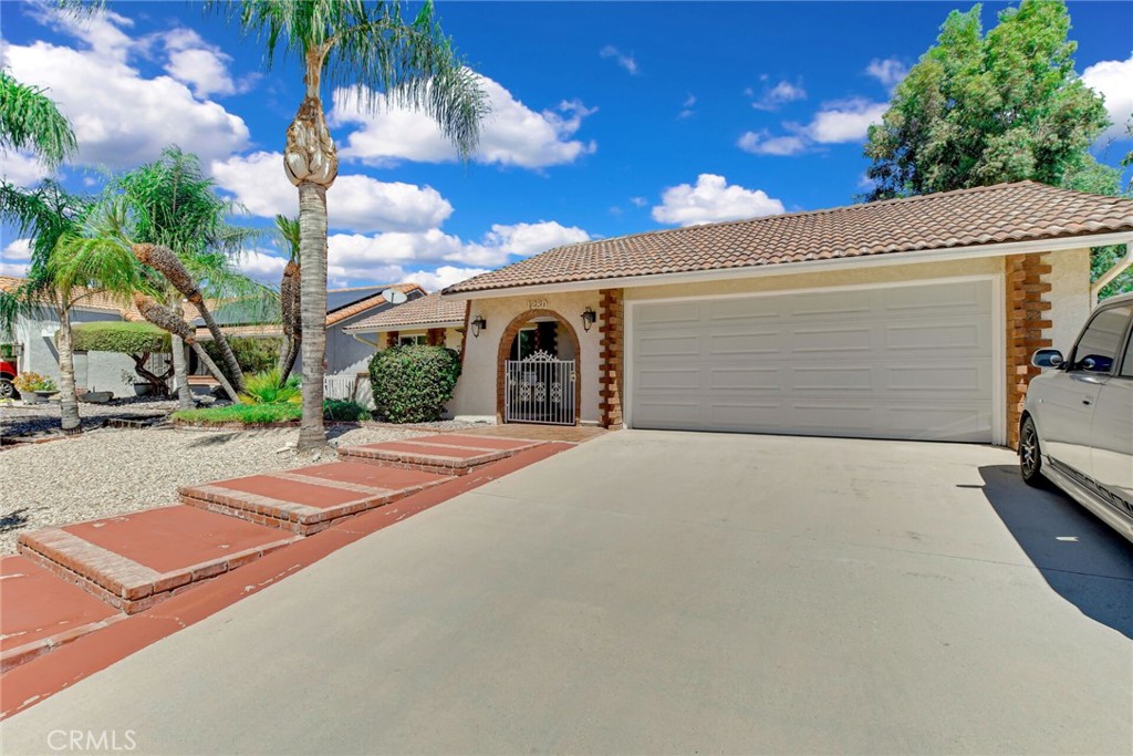 1280 Sequoia Circle