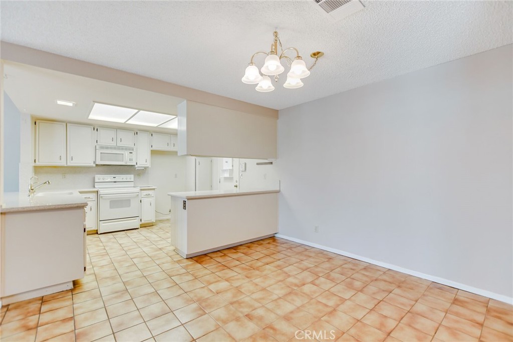 1280 Sequoia Circle