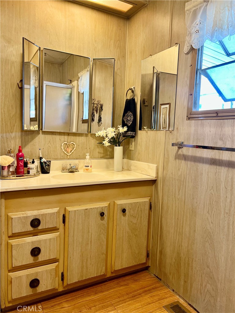 42751 E Florida Ave 19