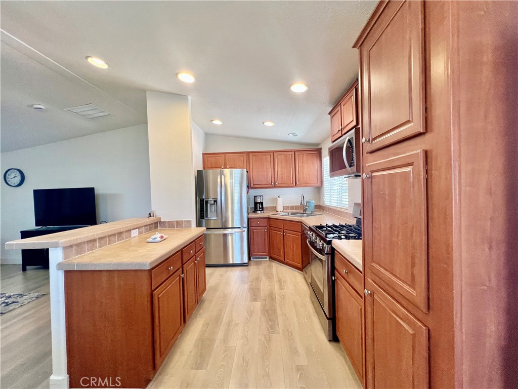 43601 State Hwy 74 32