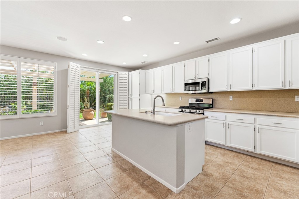 28641 COOLWATER Court