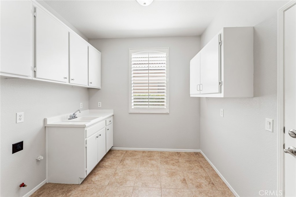 28641 COOLWATER Court