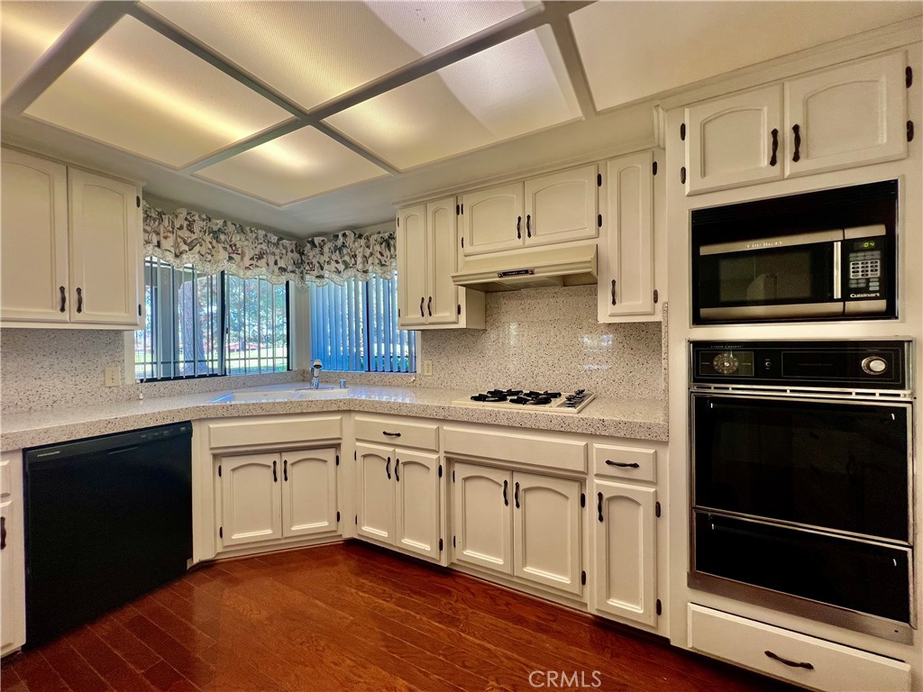 1229 Seven Hills Dr